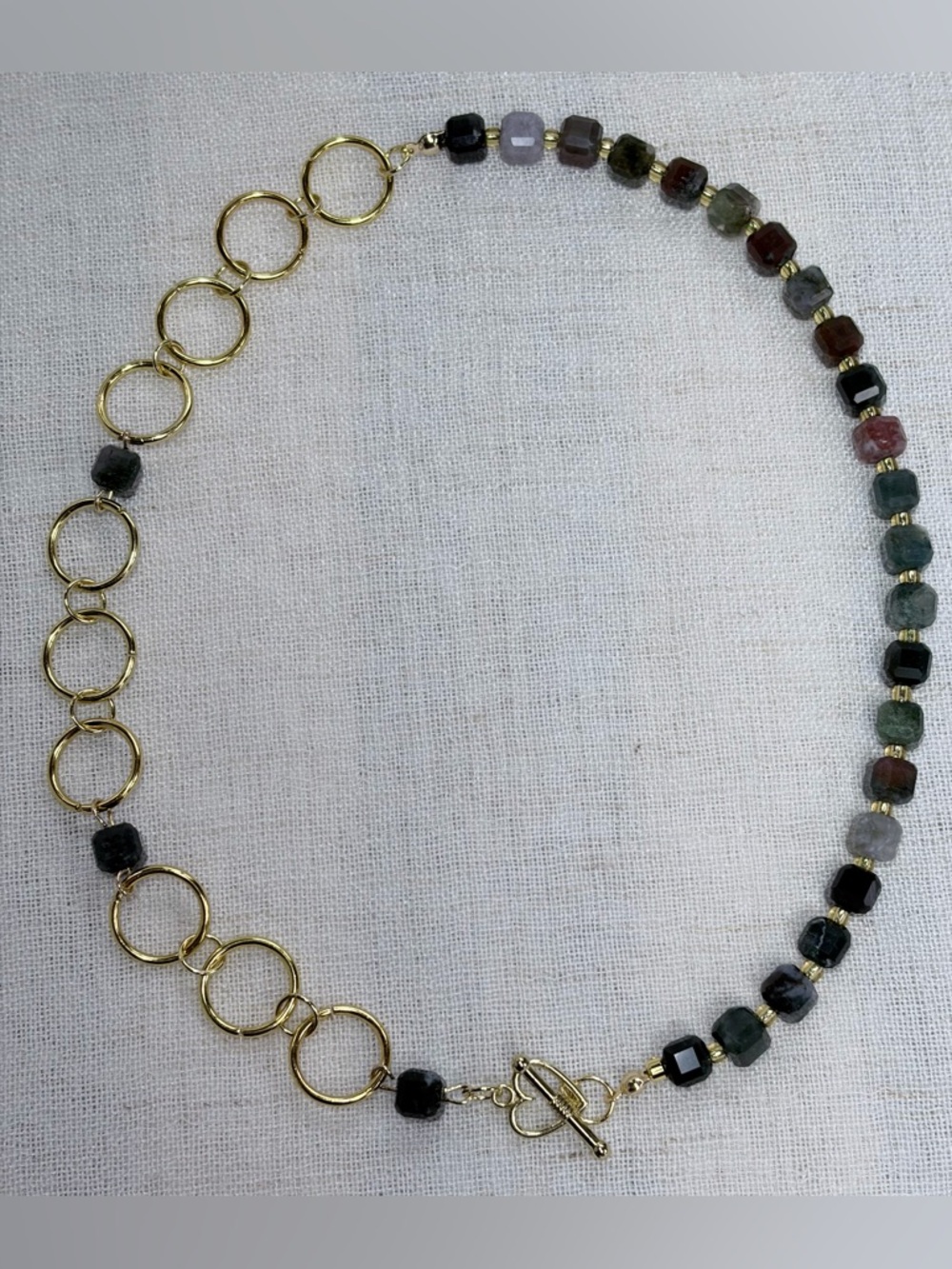 Asymmetrical Choker-Indian agate,gold tone rings.Heart toggle pendant.17”/44cm